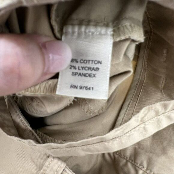 J Jill Woman’s size 12P beige khaki shorts stretch genuine fit at the waist - Picture 6 of 7